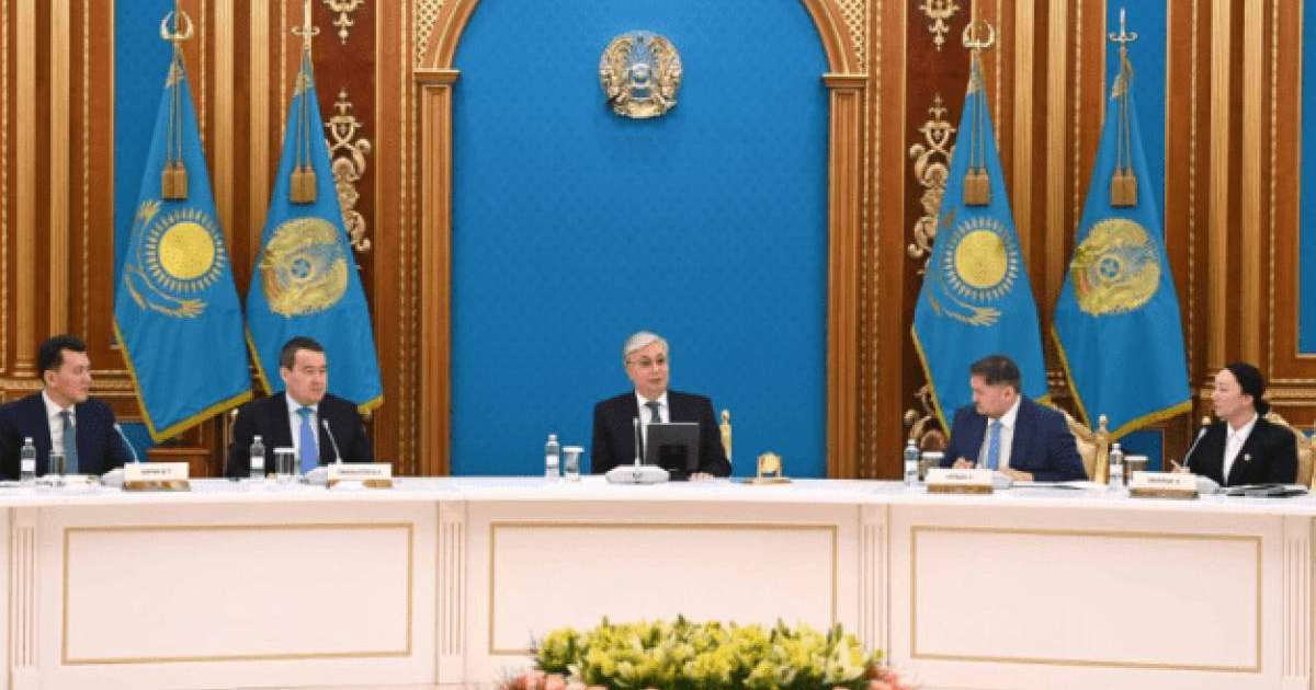 Тоқаев латын әліпбиіне көшу туралы: Көптеген өрескел қате жібердік