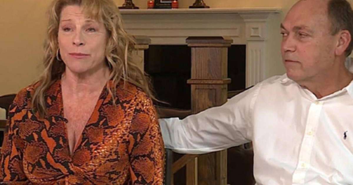 62 жастағы әйел туған қызынан сәби босанды