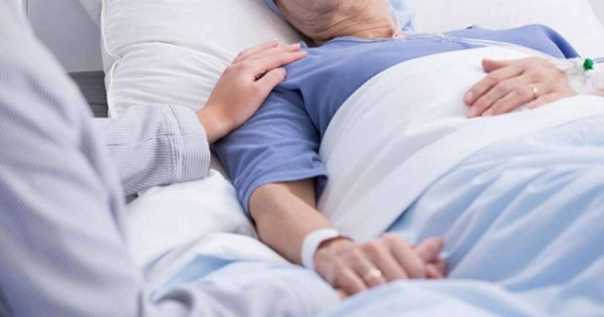 Ақтөбедегі ауруханалардың бірінде науқастарға лейкопластырь орнына скотч қолданған