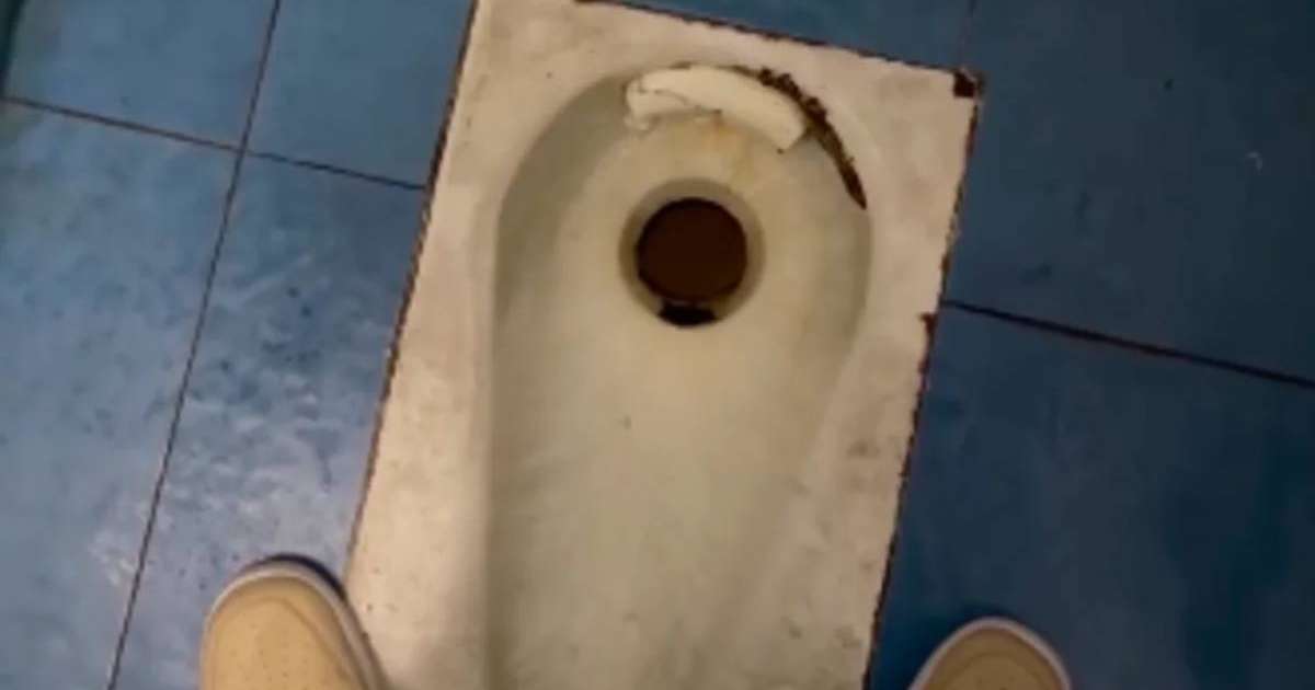 Алматы стадионындағы әжетхана шетелдік қонақтарды шошытты