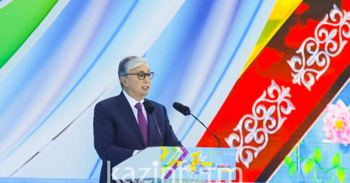 托卡耶夫总统向人民致以团结日祝贺