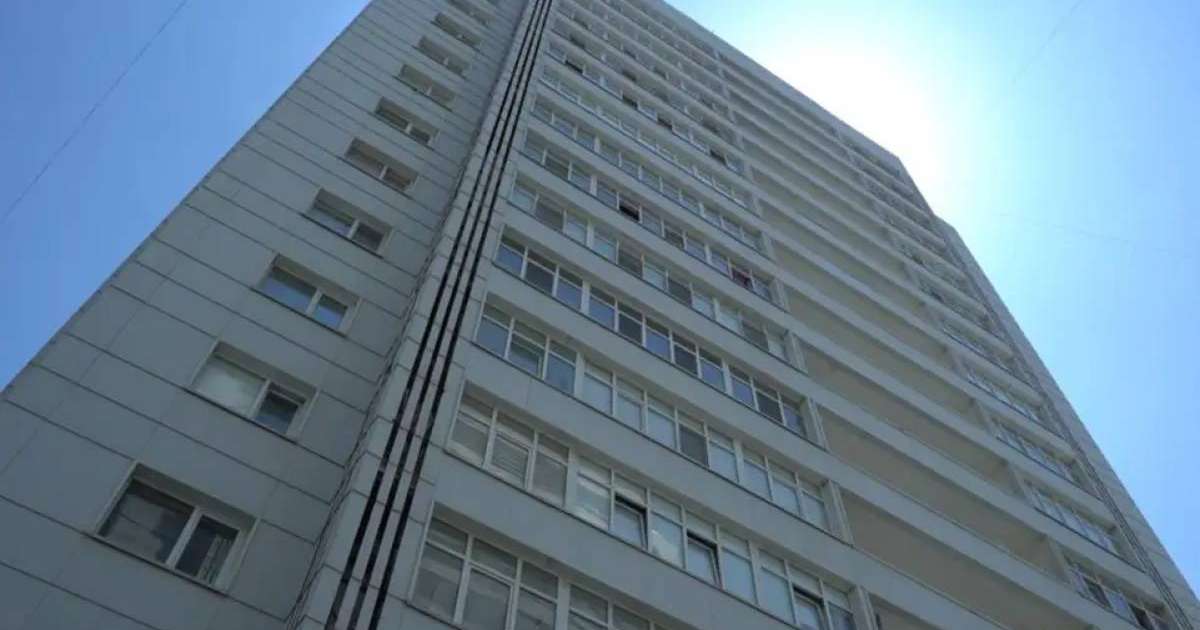 Шымкентте ер адам 16-шы қабаттан құлап, мерт болды