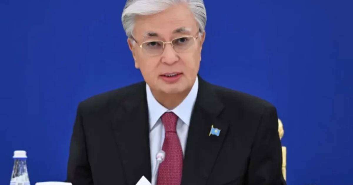 "Ақыл айтатындар көбейіп кетті": Тоқаев әлеуметтік желіде министрлер мен әкімдерді сынайтындарға шүйлікті