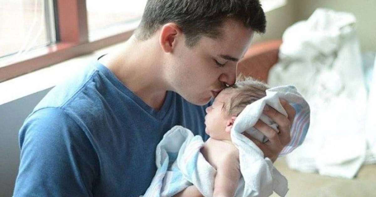 Бойдақ жігіттердің бала асырап алуына болады