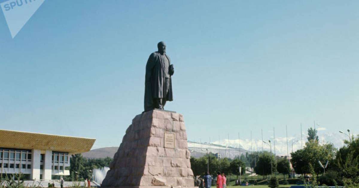 Тоқаев Абай мен әл-Фарабидің мерейтойын кең ауқымда атап өтуді тапсырды