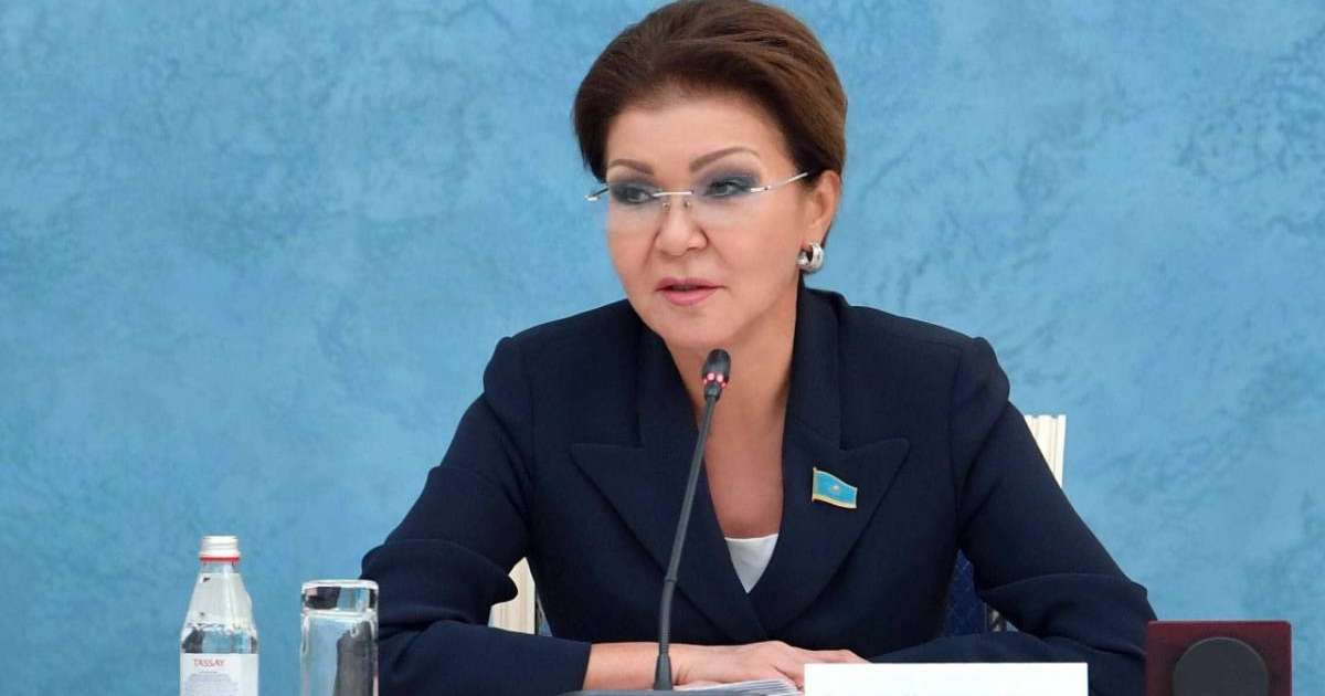 Мәжіліске үміткерлер: тізімде Назарбаева, Мамин және Байбек те бар