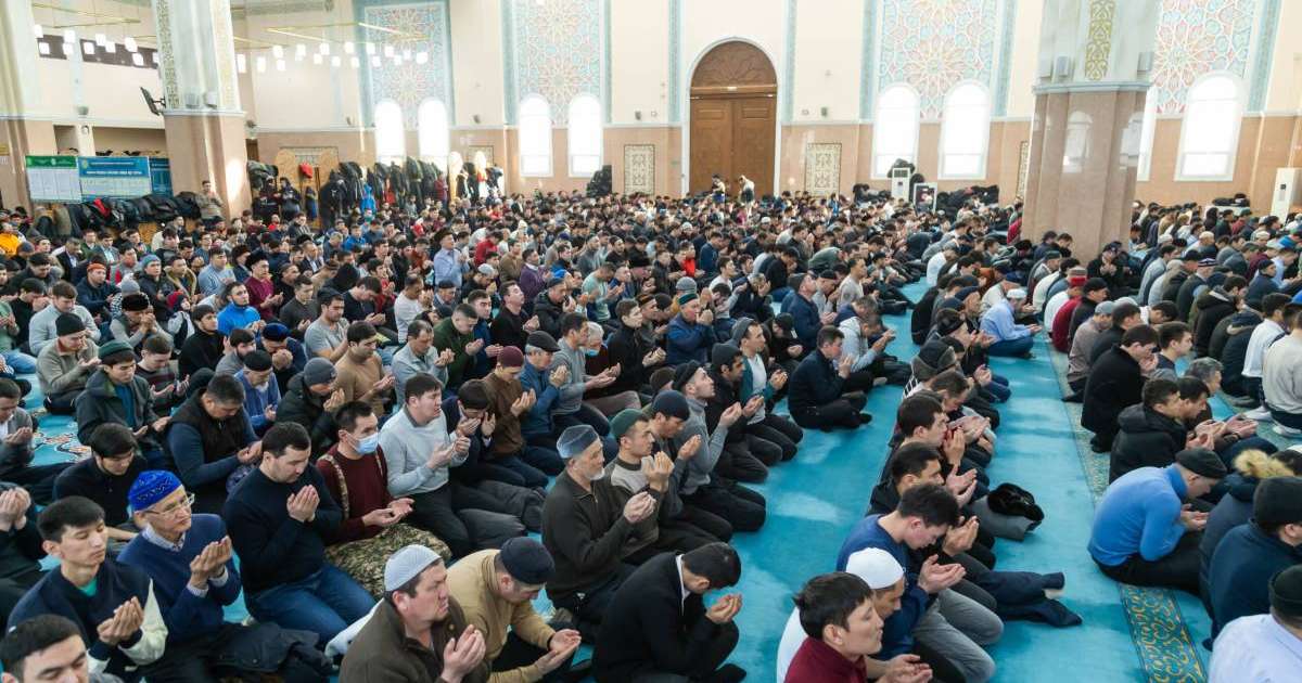 Сауатсыз уағыз жұртты діннен бездіруде