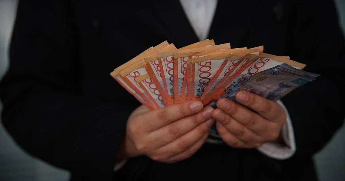 Өлтіремін деп қорқытқан: Астанада судьяны ұрлап, ақша бопсалаған ер адам іздестіріліп жатыр