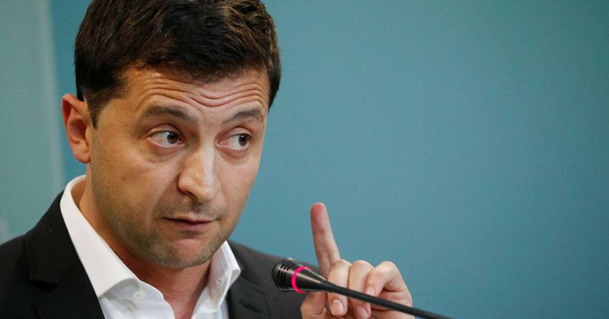 Зеленский бірқатар сотталғандарды босатты