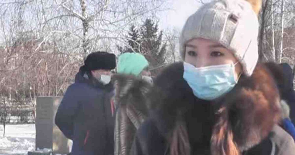 Ректор гранттарын тартып алған: Шәкәрім университетінің студенттері шу шығарды