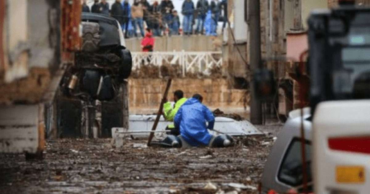 Түркияда су тасқынынан 14 адам қаза тапты