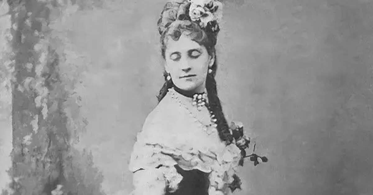 Париж Олимпиадасына қатысқан алғашқы әйел кім