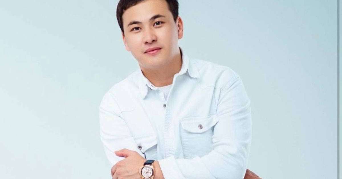 Әнші Кеңес Әлімжан шаңырақ көтерді