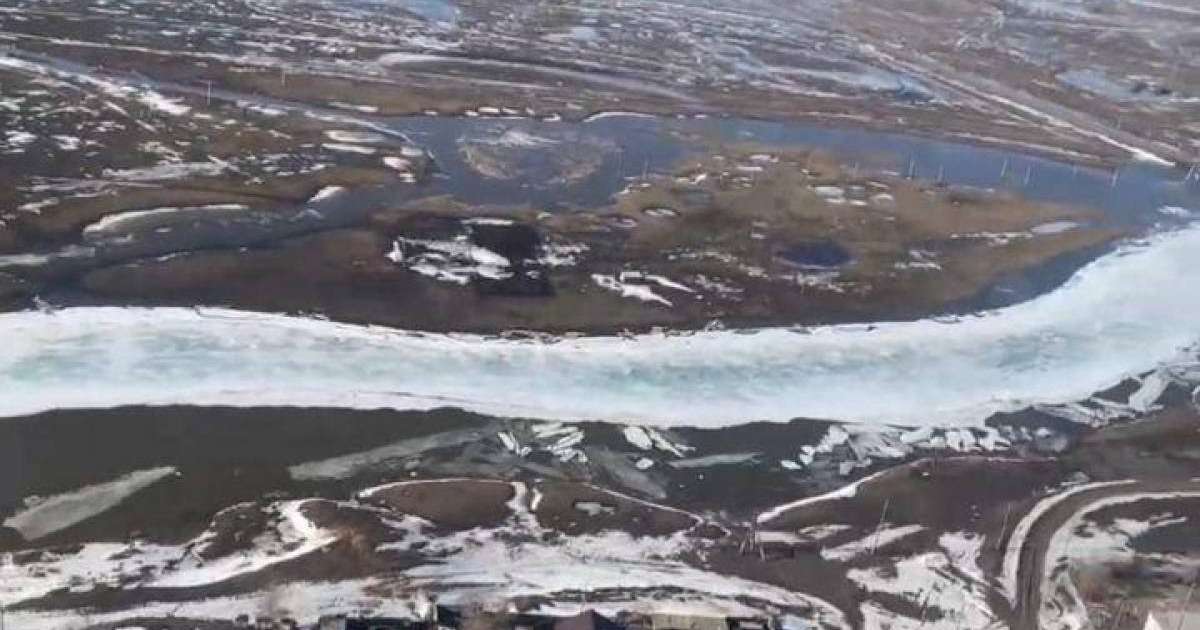 Оралдағы үйлер мен мектептерді су басып кетті