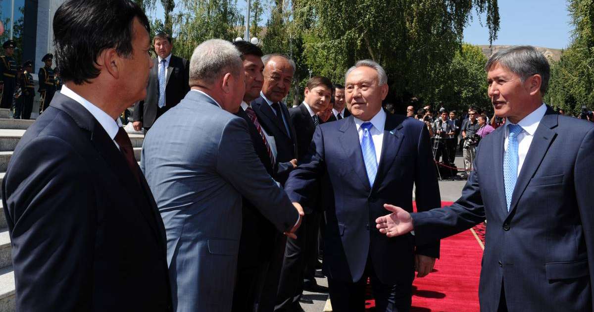 Назарбаев пен Атамбаев арасындағы араздықтың ақиқаты