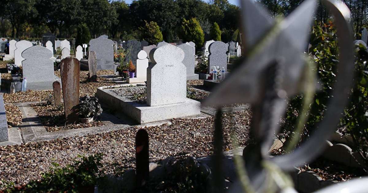 Қызметтер қымбаттаған: Ақтөбеліктер жақындарын жерлеу үшін несие алуға мәжбүр