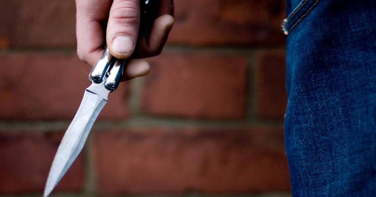 БҚО-да шенеунік ер адамды пышақтады деген күдікке ілінді