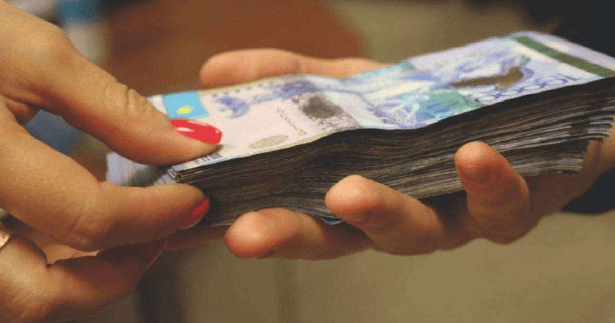 ҚТЖ қызметкері 82 млн теңгеден астам қаржыны қолды қылған