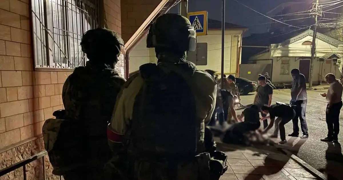 Дағыстанда белгісіз біреулер православ шіркеуі мен синагогаға шабуыл жасады