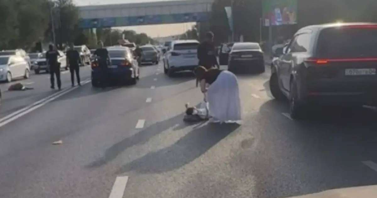 Ақтөбеде әжесі мен 9 жасар немересін көлік қағып кетті: қарт кісі тіл тартпай кетті 