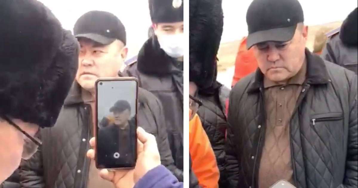 Кездесуге мас болып келген: Форт-Шевченко әкімін қызметінен босату ұсынылды