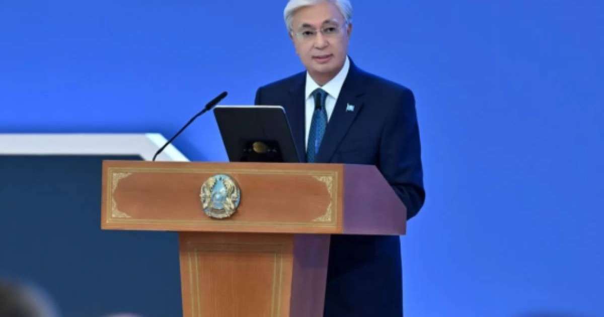 Тоқаев қазақстандықтарды Конституция күнімен құттықтады