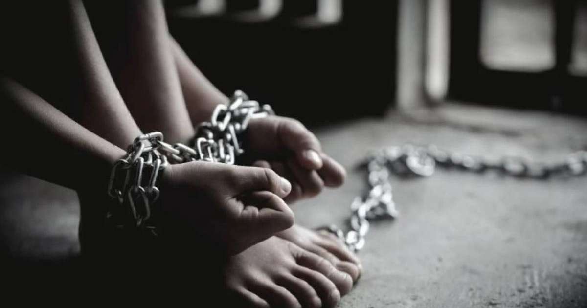 Өз қызын 20 жыл қамауда ұстаған әйел тұтқындалды