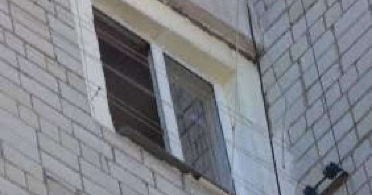 Ақтауда психикалық ауытқуы бар бойжеткен жоғары қабаттан құлап кетті