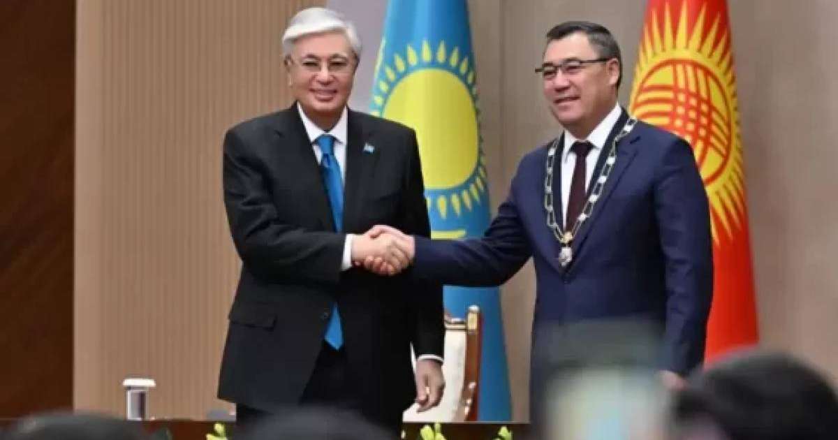 «Бұл– шынайы алғыстың риясыз белгісі»: Тоқаев Жапаровты «Алтын Қыран» орденімен марапаттады