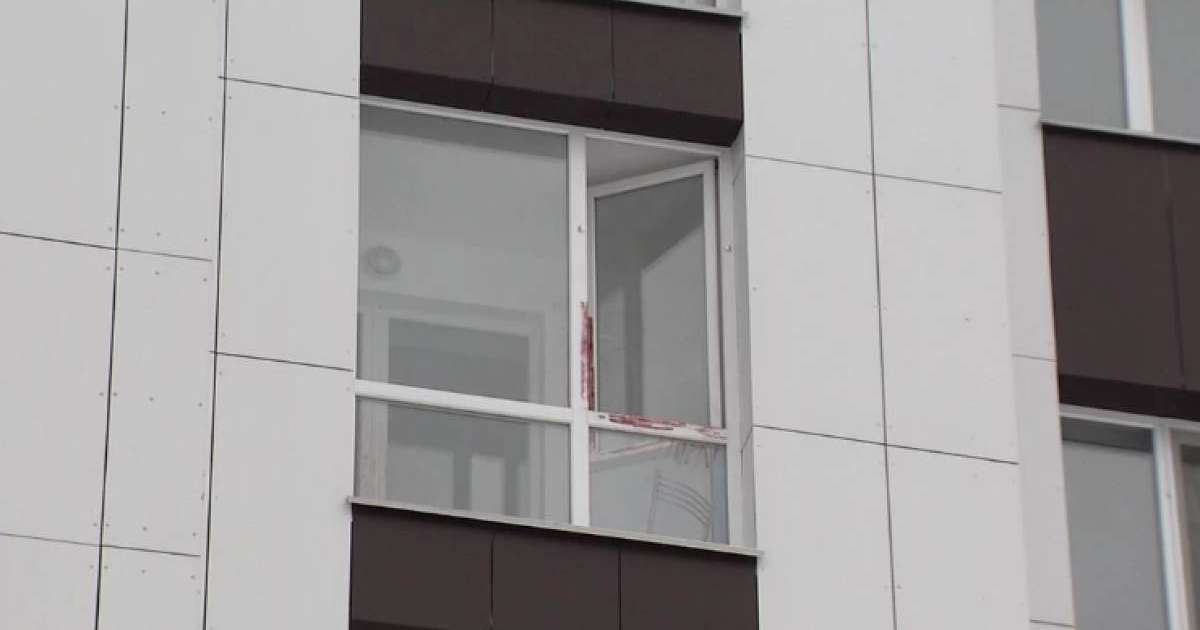 Жиенін терезеден лақтырып, енесін пышақтап өлтірген: Астанада қанды қылмыстан кейін ер адам 7-қабаттан секіріп кетті