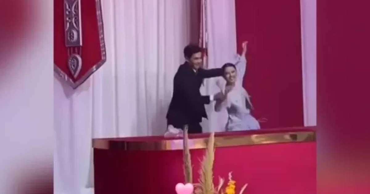 «Камерадан тыс»: Димаштың күйеу баласы мен қарындасының биі жұртты сүйсінтті «ВИДЕО)