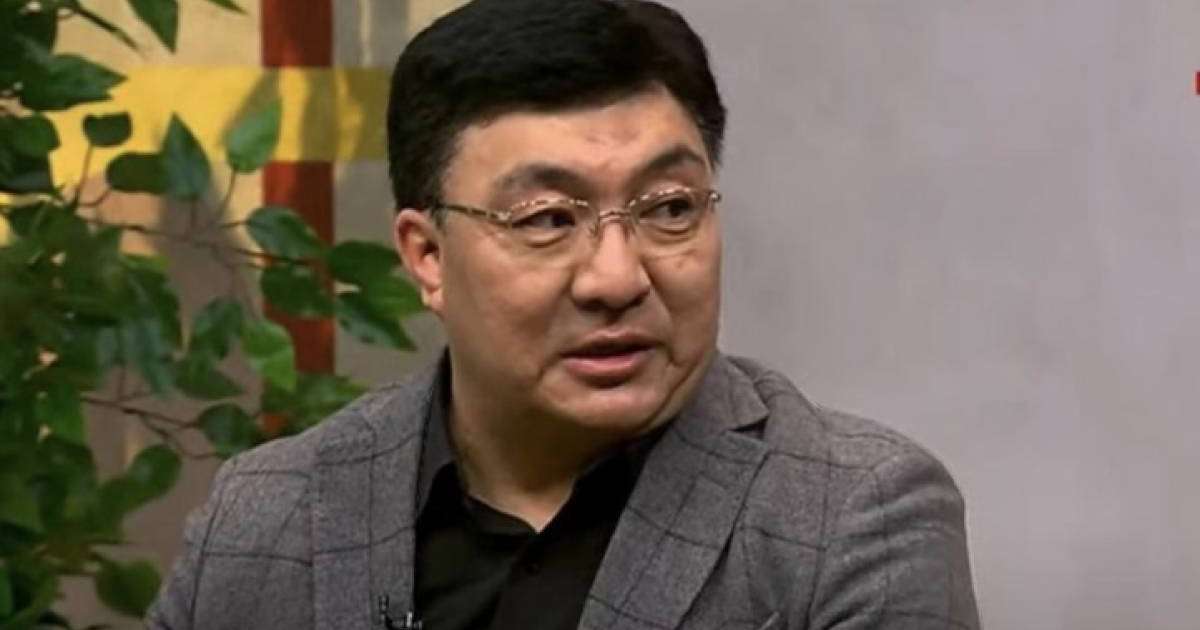 "Елдің артын жалағыш, көп адамның дәретхана қағазы": Тоқтар Серіков қадірсіз әншілер туралы