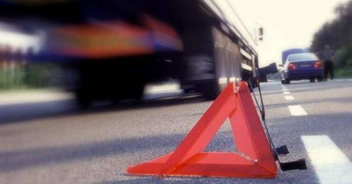 Астанада жол жөндеу жұмысшыларына көлік соғып, бір адам қаза тапты