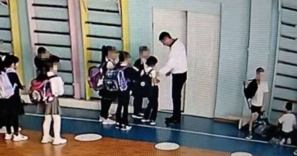 Астанада оқушыны итеріп жіберген дене шынықтыру мұғалімі жұмыстан қуылды