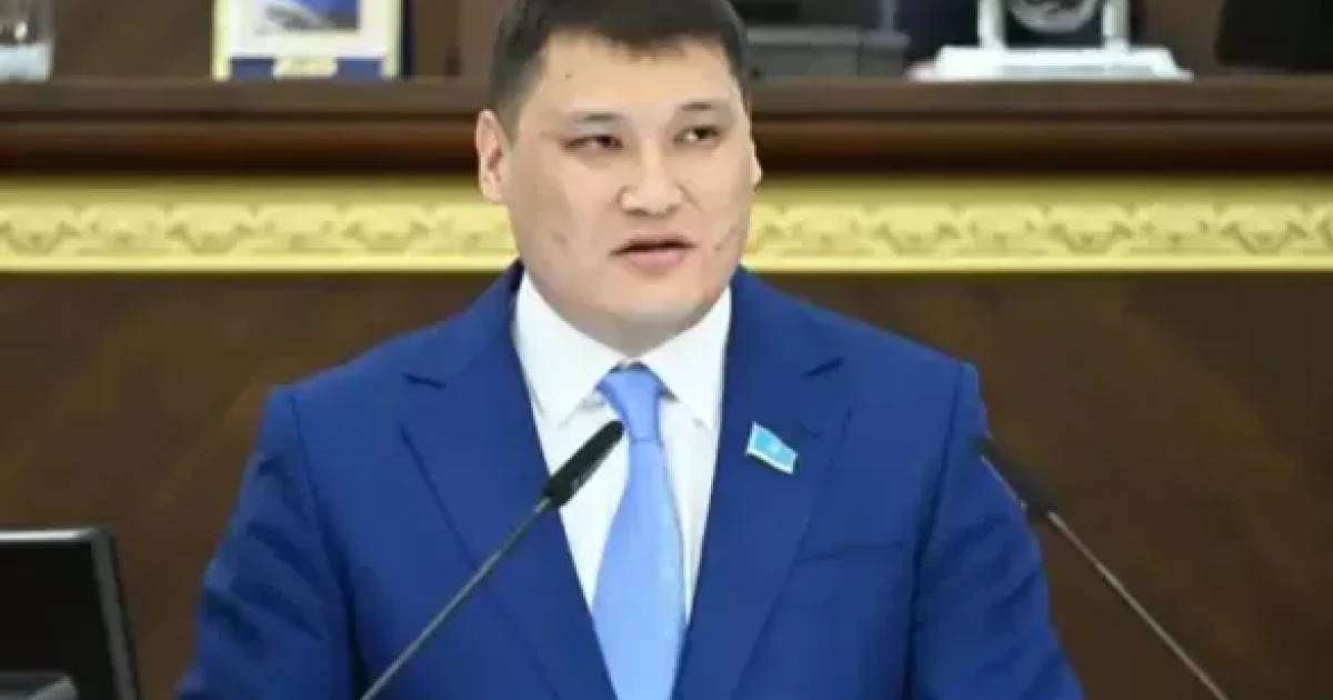 "Қызғаныш себеп болды": Руслан Берденовке қастандық жасаған күдікті сотта кінәсін ішінара мойындады