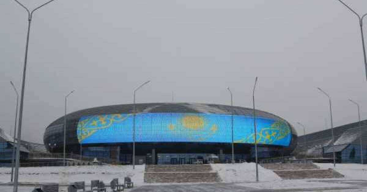 «Абай Арена» емес «Елбасы Арена»: Семейлік депутаттар спорт кешенін Назарбаевтың құрметіне атауды ұсынды