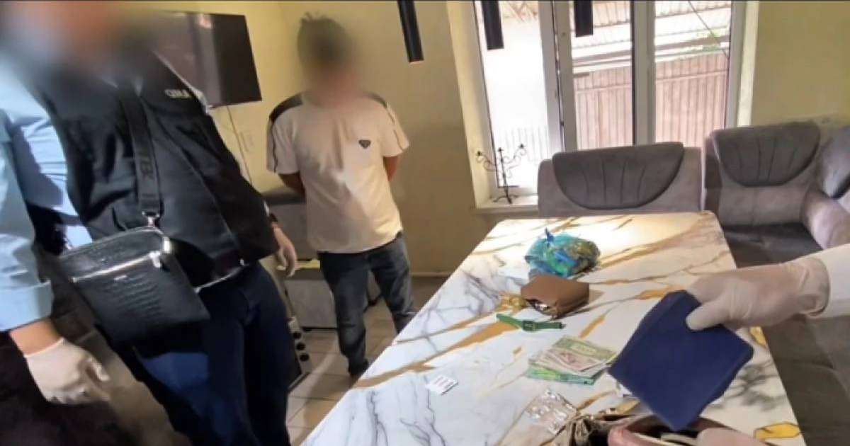 200 адам 1 млрд теңгесінен қағылған: Шымкентте "ҚазМұнайГаз Инвест" қаржы пирамидасын ұйымдастырушылар қамауға алынды