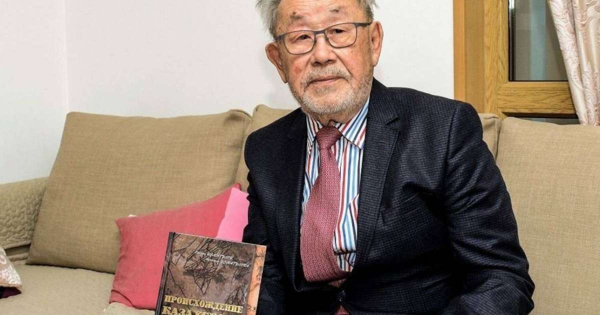 "50 ғасырлық биологиялық тарихы бар халық". Оразақ Смағұл "қазақ жоқ" дейтіндерге жауап берді