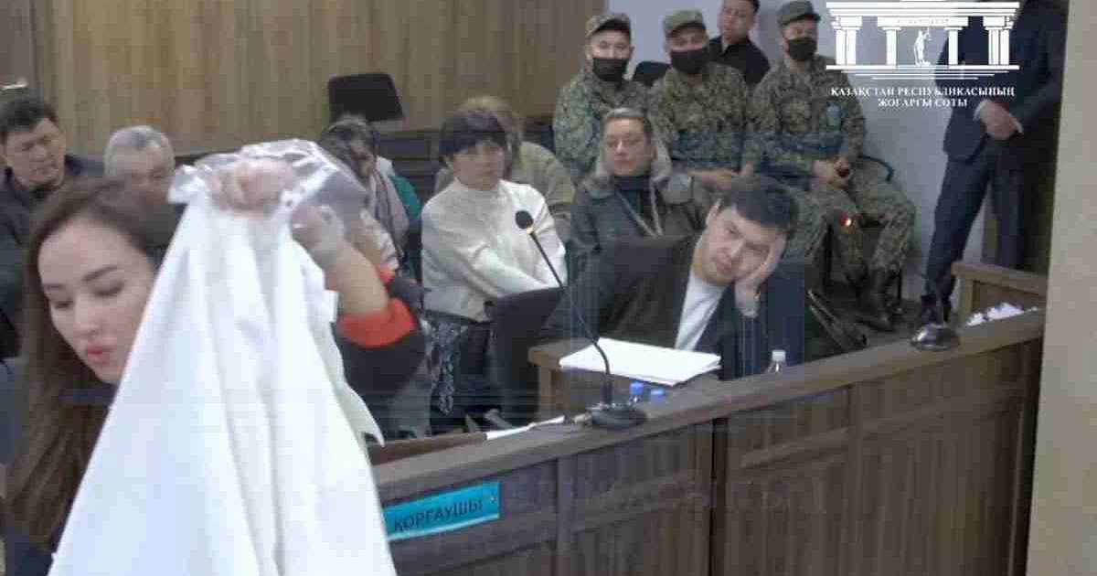 Сотта Нүкенованың қаза болған күні киген киімі көрсетілді (видео)