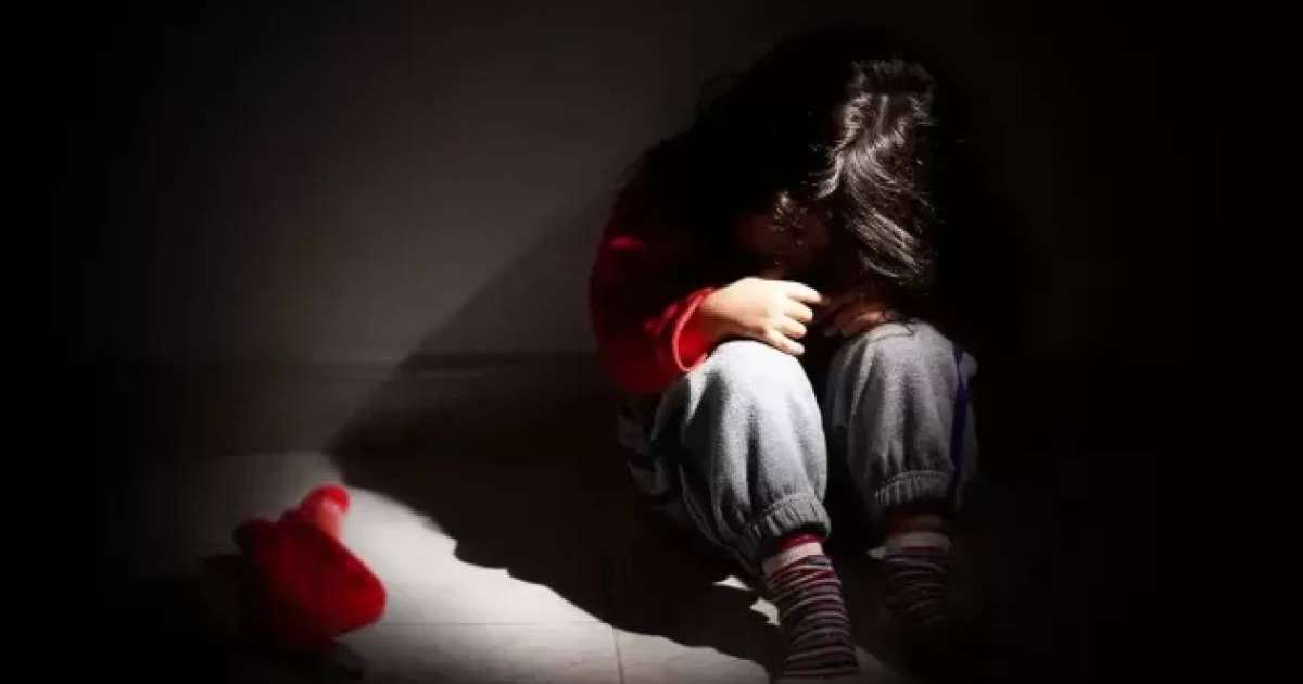 Павлодарда өгей қызын 8 жасынан бастап зорлап келген ер адам 23 жылға сотталды