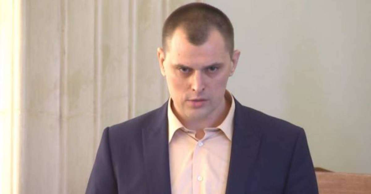 "Кешірім сұраймын": Украинада орыс тілінде сөйлеген депутат партия қатарынан шығарылды