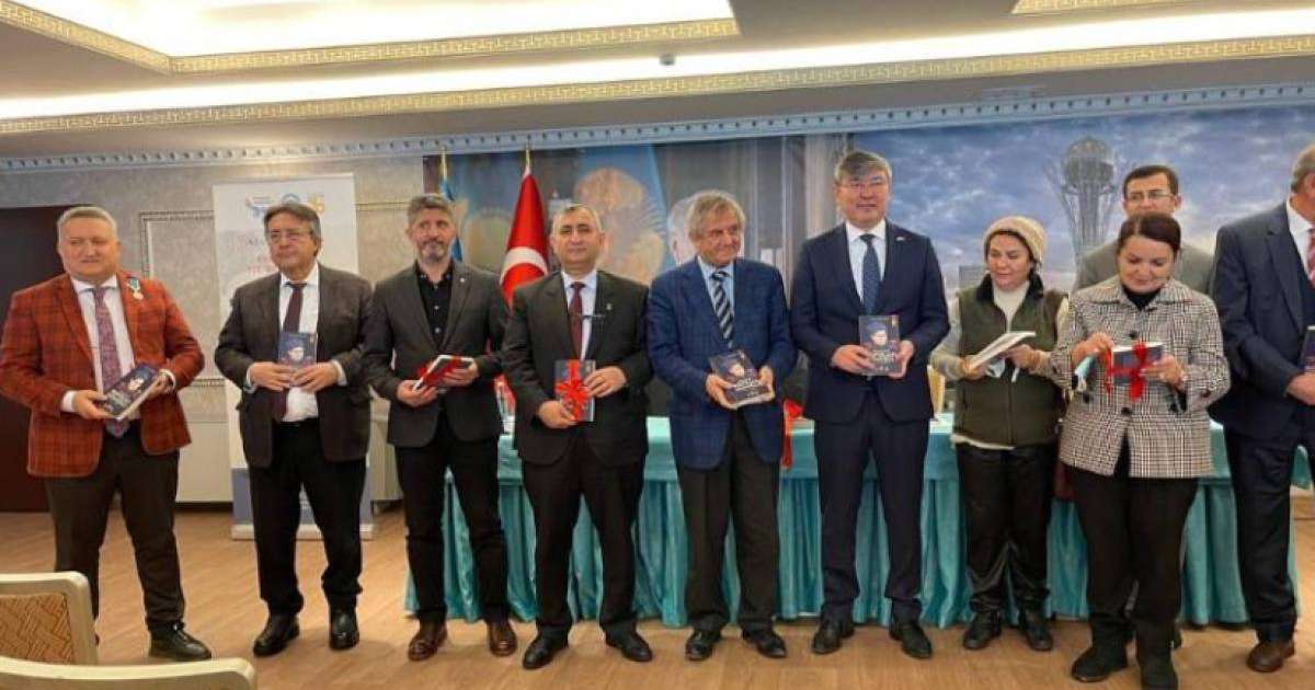 Анкарада Бауыржан Момышұлы туралы жаңа кітаптың тұсаукесері өтті