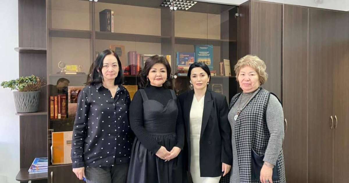 "Біз митингіге шығамыз!". Қазақстандық заңгерлер шыдамының шегіне жеткенін айтты