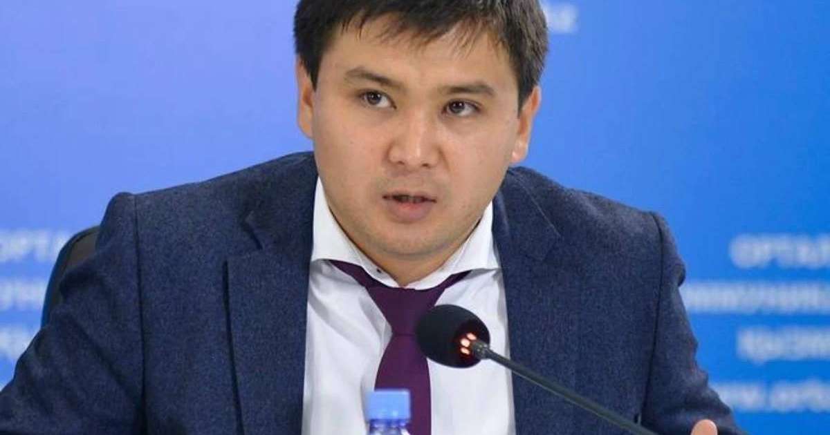 "Мүмкін бірден емес, бірақ әкімдер ауысады": Қазақстандық саясаттанушы су тасқынына байланысты шенеуніктерге шара қолданылатынын болжады