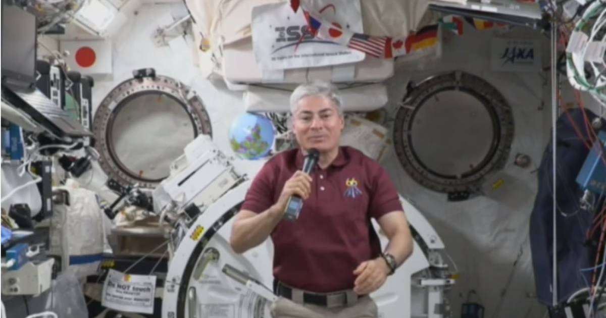 Америкалық ғарышкер қазақстандықтарды Тәуелсіздік мерекесімен ғарыштан құттықтады