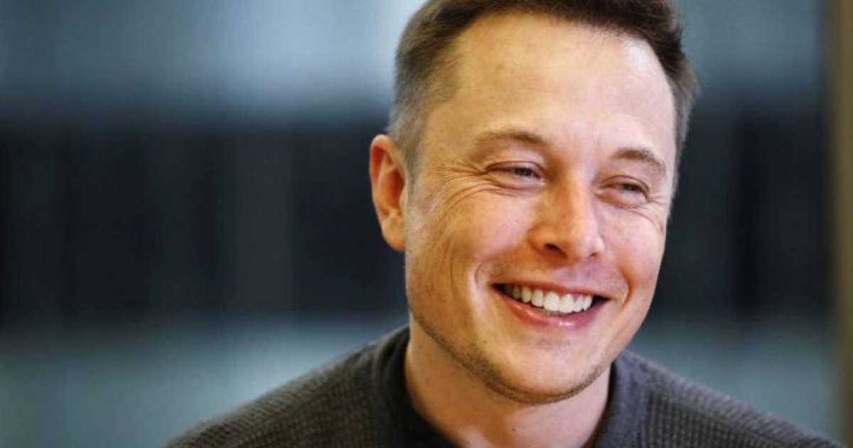 Миллиардер Маск мемлекеттік қызметтен кетеді