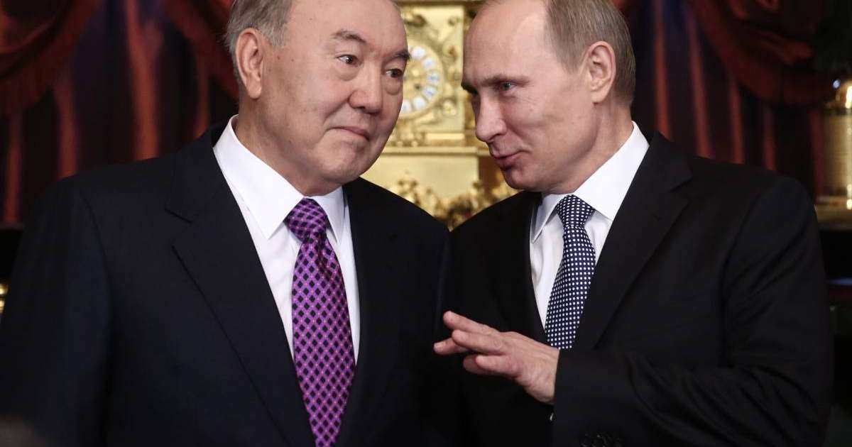 Елбасы Владимир Путинді Гитлермен салыстыратындарға қарсы пікір білдірді