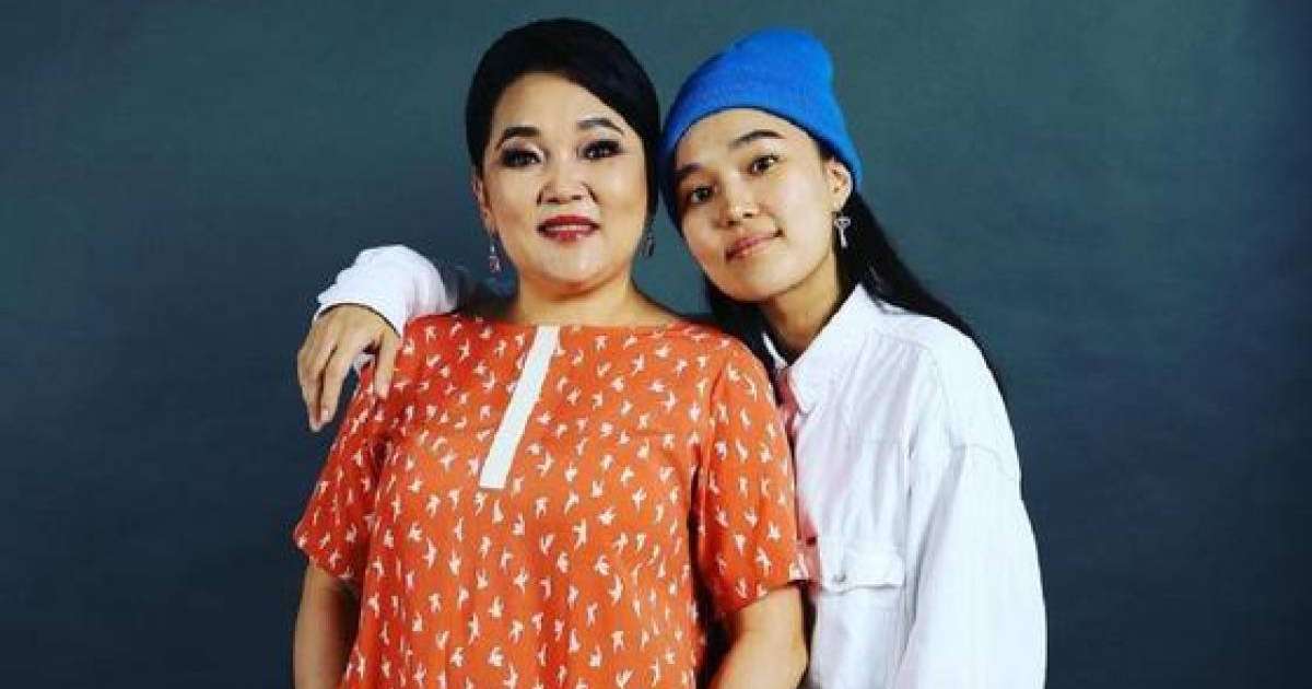 «Құдағи болып барамын»: Жанар Айжанова Айжұлдыздың тойы қашан өтетінін айтып қойды (ВИДЕО)