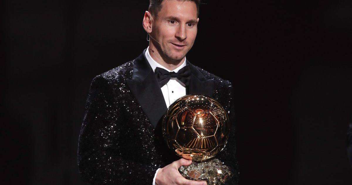 Лионель Месси жетінші мәрте «Алтын доп» жүлдесін жеңіп алды