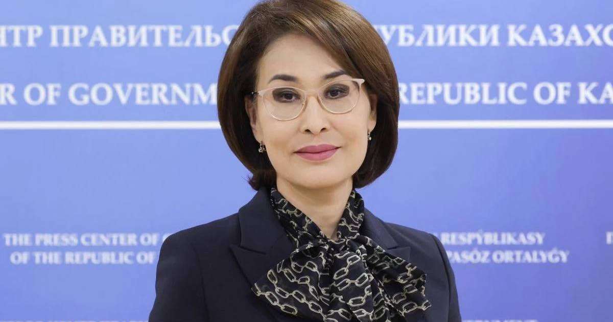 Денсаулық сақтау министрі қымбат брендтің киімдері мен сөмкесін қаншаға алғанын айтты